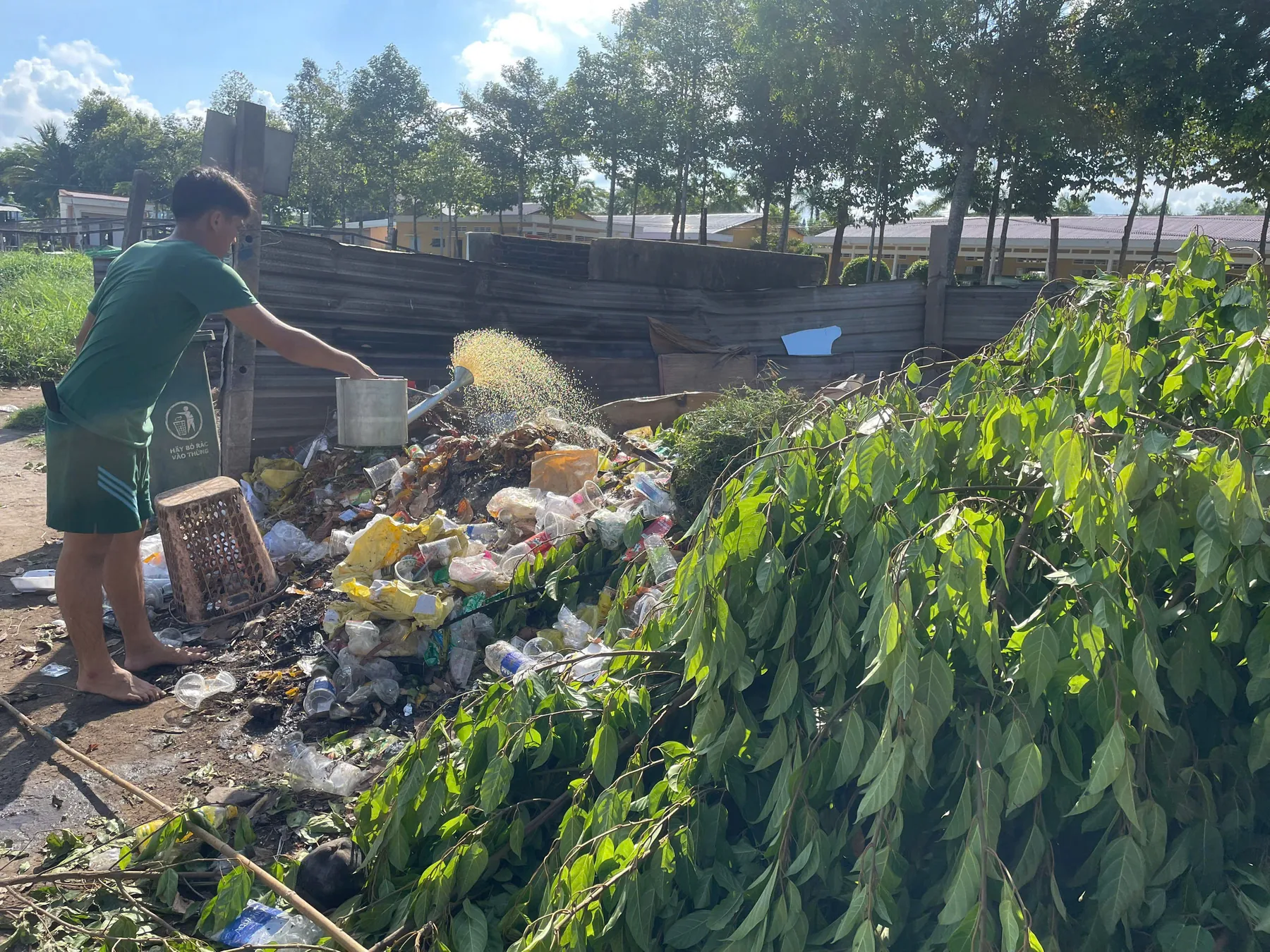 Open waste site condition documented during the Soc Trang pilot